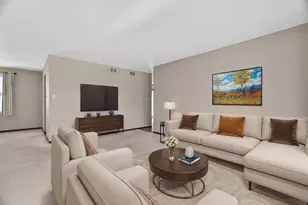 616 Ca Crest Dr, Shorewood, IL 60404 - Photo 3