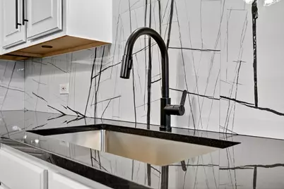 7912 W 105th Street, Palos Hills, IL 60465 - Photo 11