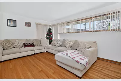 3703 Butterfield Road, Bellwood, IL 60104 - Photo 3