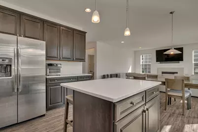 5815 Fairview Lane, Hoffman Estates, IL 60192 - Photo 15