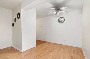 5310 N Chester Ave, Chicago, IL 60656 - Photo 13