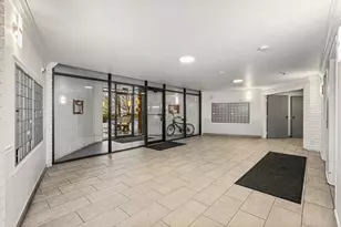 5310 N Chester Ave, Chicago, IL 60656 - Photo 5