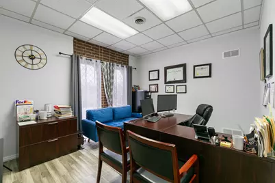 4647 W 103rd Street #2A, Oak Lawn, IL 60453 - Photo 11