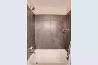 5801 Oakwood Drive #E, Lisle, IL 60532 - Photo 15