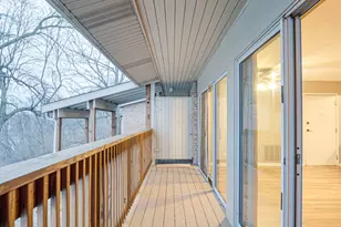 5801 Oakwood Dr, Lisle, IL 60532 - Photo 9