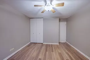 5801 Oakwood Dr, Lisle, IL 60532 - Photo 17