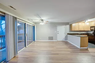 5801 Oakwood Dr, Lisle, IL 60532 - Photo 5