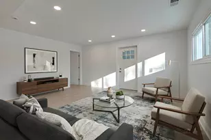 2233 Heathercliff Dr, Green Oaks, IL 60048 - Photo 7