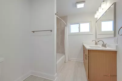 2233 Heathercliff Drive, Green Oaks, IL 60048 - Photo 21