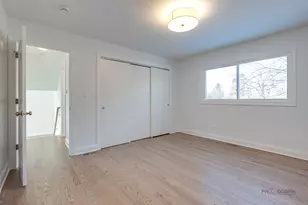 2233 Heathercliff Dr, Green Oaks, IL 60048 - Photo 19