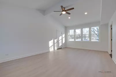 2233 Heathercliff Drive, Green Oaks, IL 60048 - Photo 35