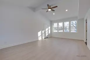 2233 Heathercliff Dr, Green Oaks, IL 60048 - Photo 35