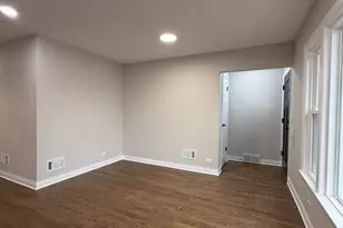 4850 W Foster Ave, Chicago, IL 60630 - Photo 3