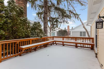 6 The Court Of Lagoon View, Northbrook, IL 60062 - Photo 25