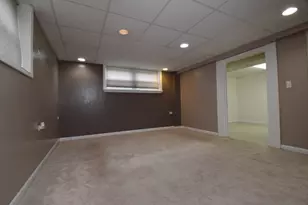 407 Concord Dr, Streamwood, IL 60107 - Photo 17