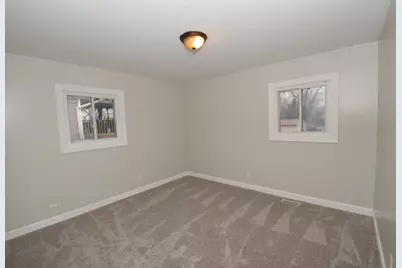 407 Concord Drive, Streamwood, IL 60107 - Photo 9