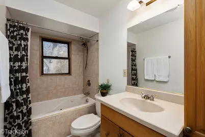 672 Londonberry Lane, Bolingbrook, IL 60440 - Photo 9