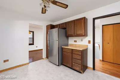 672 Londonberry Lane, Bolingbrook, IL 60440 - Photo 7