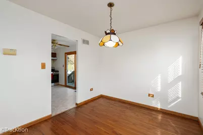 672 Londonberry Lane, Bolingbrook, IL 60440 - Photo 5