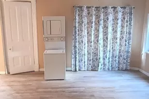 1332 W 18th St, Chicago, IL 60608 - Photo 3