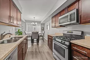 3S110 Timber Dr, Warrenville, IL 60555 - Photo 9