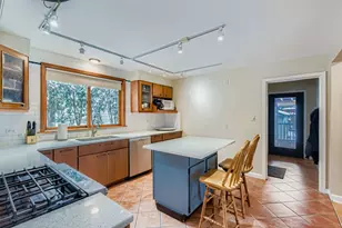 10646 S St Louis Ave, Chicago, IL 60655 - Photo 9