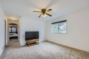 10646 S St Louis Ave, Chicago, IL 60655 - Photo 23