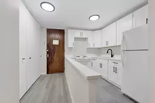 720 W Gordon Terrace, Chicago, IL 60613 - Photo 9