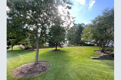 5657 Angouleme Lane, Hoffman Estates, IL 60192 - Photo 33