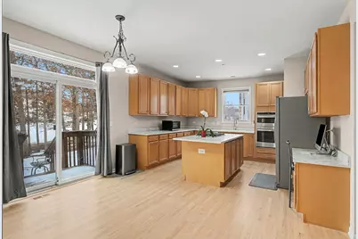 5657 Angouleme Lane, Hoffman Estates, IL 60192 - Photo 9