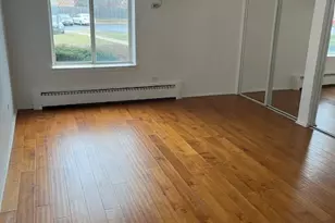 2423 N Kennicott Dr, Arlington Heights, IL 60004 - Photo 9