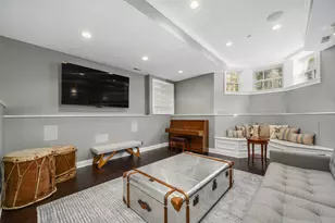 1938 N Hudson Ave, Chicago, IL 60614 - Photo 27