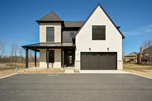 62 Miller Rd, Lake Zurich, IL 60047 - Photo 1