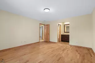 11301 Sycamore Ln, Palos Hills, IL 60465 - Photo 15