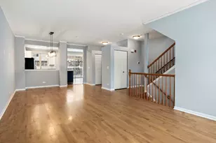 484 Prestwick Ln, Wheeling, IL 60090 - Photo 5