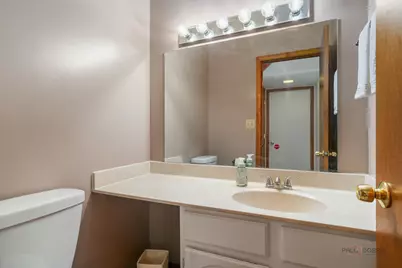 3612 W Drake Court, McHenry, IL 60050 - Photo 11