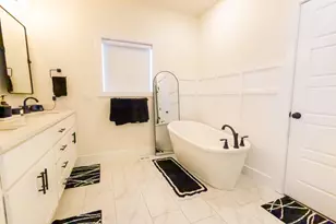 1112 Bell Grove Ln, Bloomington, IL 61705 - Photo 33