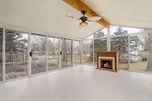 608 Carriage Hill Rd, Island Lake, IL 60042 - Photo 21