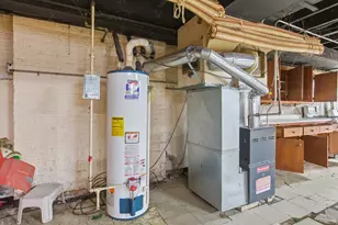 11721 S Maplewood Ave, Chicago, IL 60655 - Photo 17