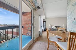 3700 Capri Ct, Glenview, IL 60025 - Photo 7