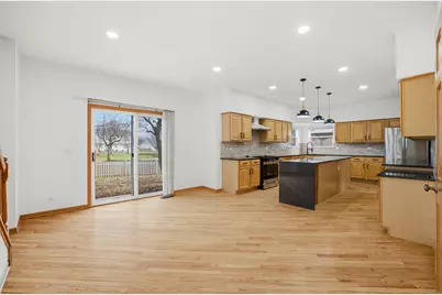 2812 Stuart Kaplan Court, Aurora, IL 60503 - Photo 9