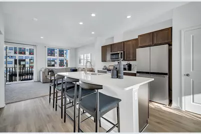 380 Summit Circle, Lombard, IL 60148 - Photo 17