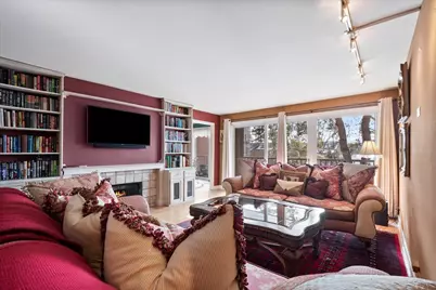 [Address not provided], Park Ridge, IL 60068 - Photo 7