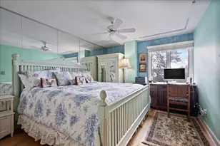 22 Park Ln, Park Ridge, IL 60068 - Photo 11