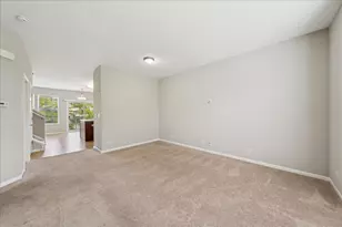 233 Jackson St, Gilberts, IL 60136 - Photo 9