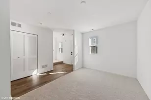 1033 Wren Rd, Des Plaines, IL 60018 - Photo 17