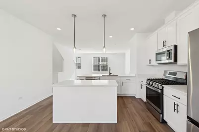 1033 Wren Road, Des Plaines, IL 60018 - Photo 7