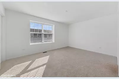 1033 Wren Road, Des Plaines, IL 60018 - Photo 11