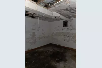 8227 S Commercial Avenue, Chicago, IL 60617 - Photo 7