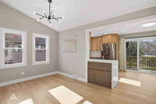 904 Hillview Dr, Lemont, IL 60439 - Photo 13